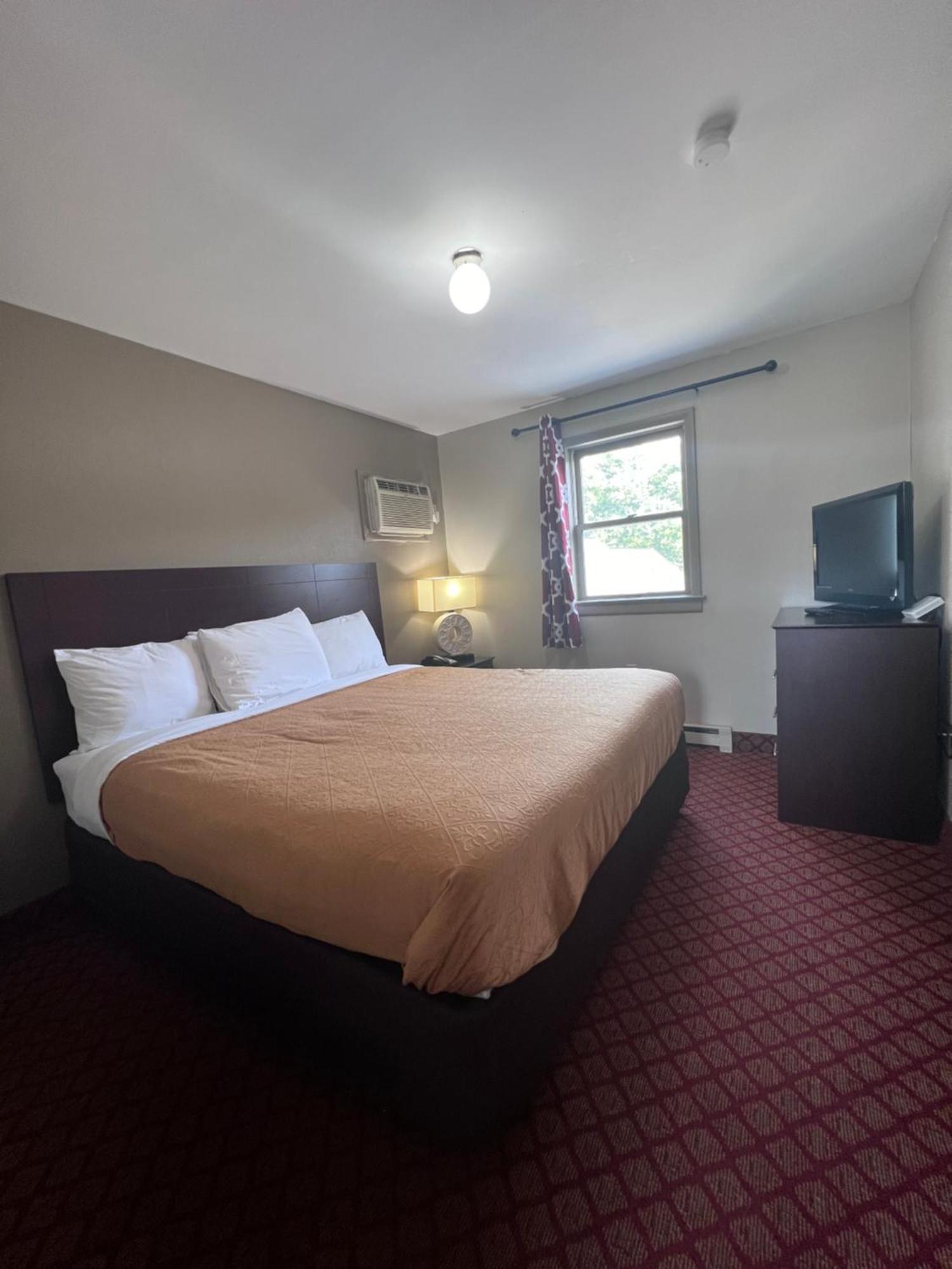 Rodeway Inn & Suites הרשי מראה חיצוני תמונה