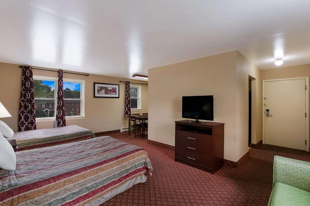 Rodeway Inn & Suites הרשי חדר תמונה