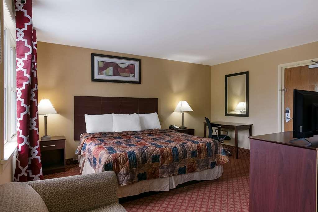 Rodeway Inn & Suites הרשי חדר תמונה